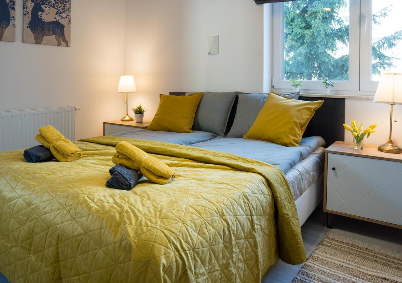 Apartament Sloneczny Kamienica Grochow With Free Parking Warszawa Eksteriør billede